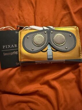 Loungefly Metallic Gold WALL·E Zip Wallet with Yellow Pixar Plaque